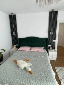 atelier de tâmplărie cu panouri de pal tăiate la formatizor